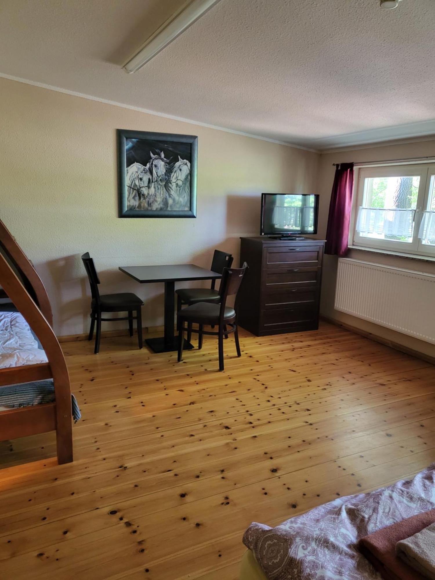 Reiterhof Kutzeburger Muehle Hotel Котбус Екстериор снимка